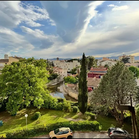 Apartmán Superbe T3 Lumineux Avec Parking, Proche Centre Et Plage, 15 A 20 Min A Pied