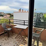 Superbe T3 Lumineux Avec Parking, Proche Centre Et Plage, 15 à 20 Min à Pied